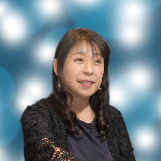 フィリア藍先生
