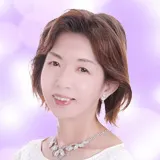 友梨占い師