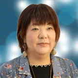 鏡透華占い師